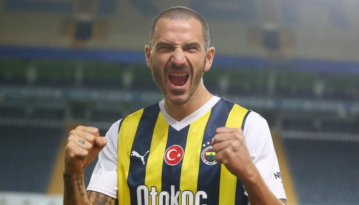 Futbolu bırakacağını açıklayan F.Bahçeli Bonucci'ye 2 talip!