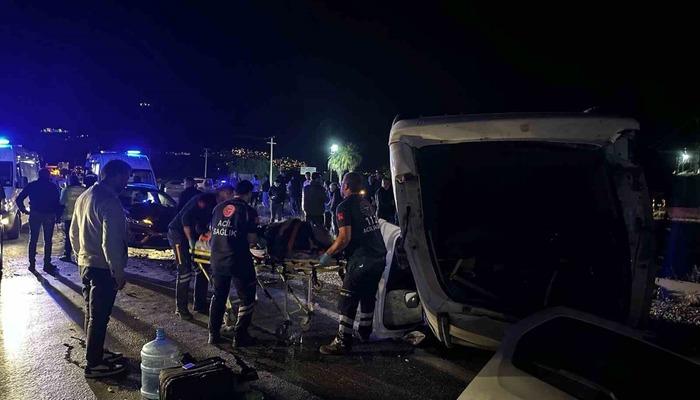 Muğla Milas'ta korkunç kaza!  Çok sayıda yaralı var
