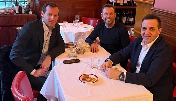 Galatasaray taraftarını heyecanlandıran fotoğraf! Masada Osimhen'i konuştuk