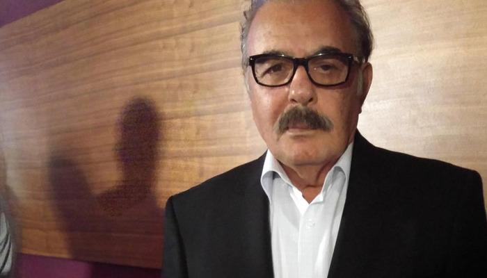 Ferdi Tayfur'un yakın arkadaşı son dileğini açıkladı! Kızı Tuğçe Tayfur günün emrindeydi