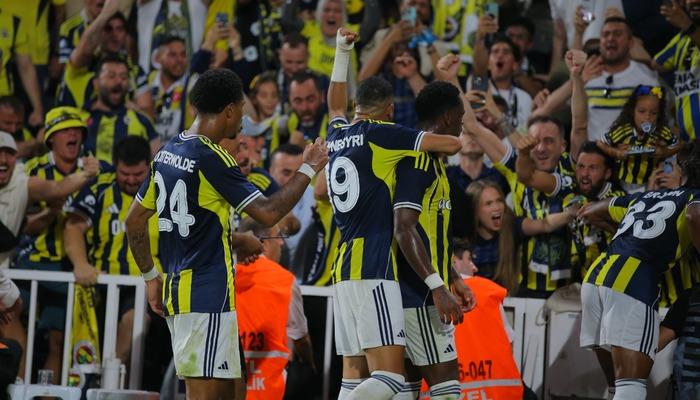 Dünya Fenerbahçe'yi konuşuyor! 5 gollü galibiyet Avrupa'da şaşkınlık yarattı: Feyenoord'a kapıyı gösterdiler