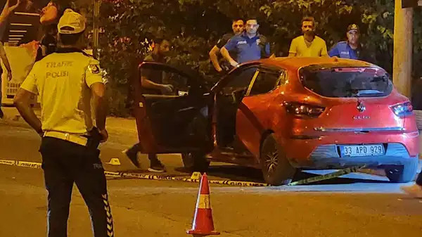 Diyarbakır'da sokak ortasında kanlı çatışma: Ölü ve yaralılar var! - Son Dakika Türkiye Haberleri