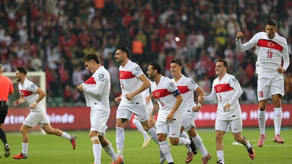 Türkiye 4-1 Gürcistan Maç Özeti | Bizim Çocuklar, Gürcistan'ı farklı geçti