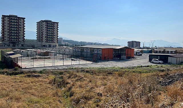 Aksigorta depremzede bölgeye yardımlarını sürdürüyor - GÜNDEM