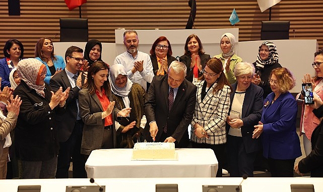 Mahalledeki kadın derneklerinden Şadi Özdemir'e ziyaret - GÜNDEM
