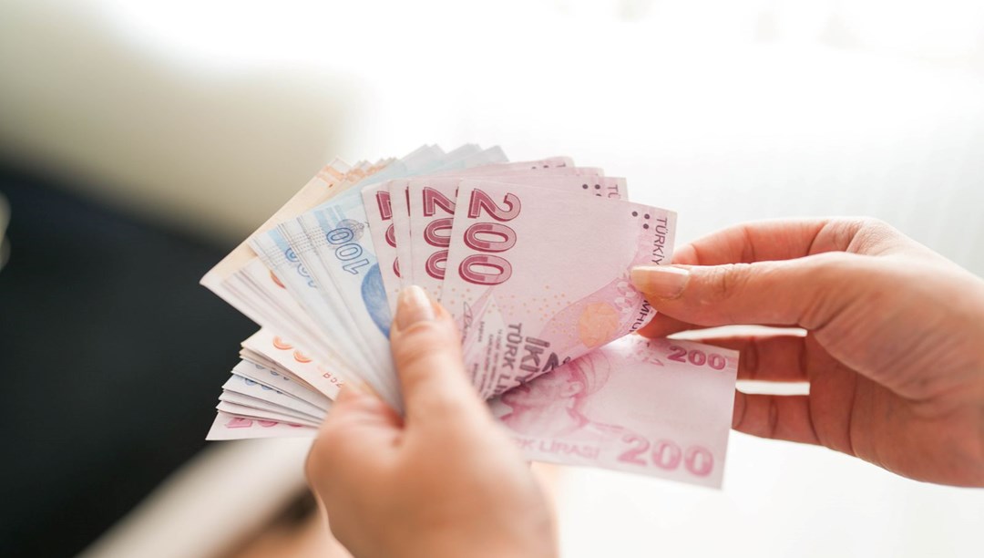 Hükümetin zam teklifi ne olacak? 600 bin kamu işçisi için kritik tarih yarın - Son Dakika Ekonomi Haberleri