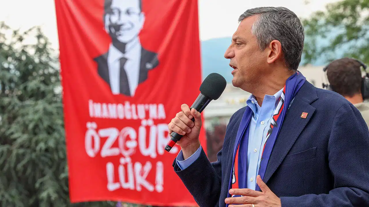 Özgür Özel'e soruşturma: CHP'den ilk tepki! - Son Dakika Siyaset Haberleri