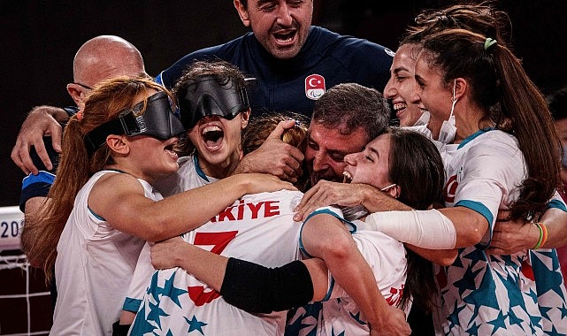 Türkiye Milli Paralimpik Komitesi'nin yapay zekasıyla desteklenen tarihi marş - SPORT